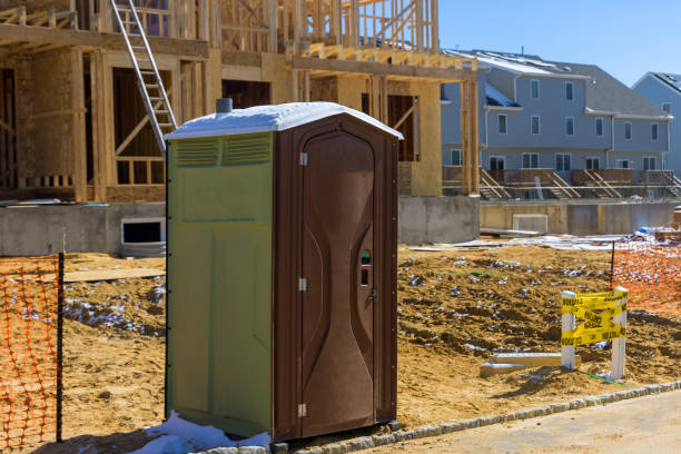 Portable Toilet Options We Offer in Greenfield, MN